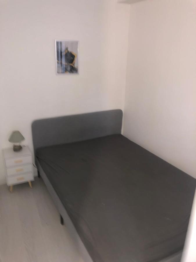 Cosy Appartement Au Plein Centre De Рюффек Экстерьер фото
